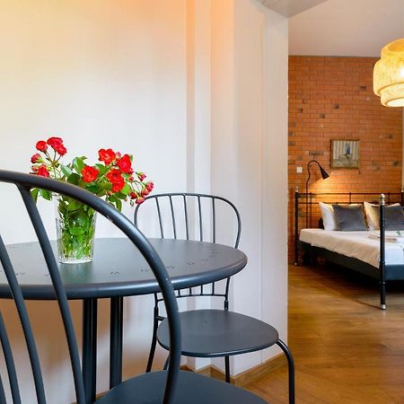 Apartamenty St Martin Poznan Centrum ภายนอก รูปภาพ