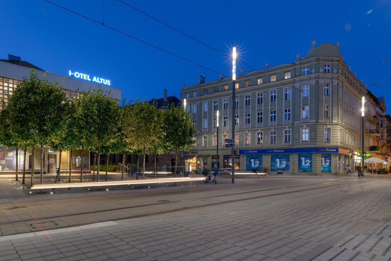 Apartamenty St Martin Poznan Centrum ภายนอก รูปภาพ