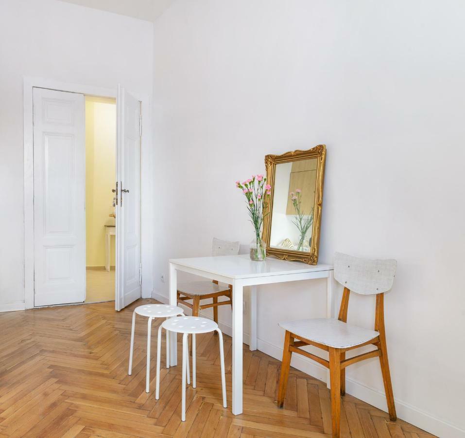 Apartamenty St Martin Poznan Centrum ภายนอก รูปภาพ